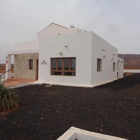 Casa Ana Perez Villa